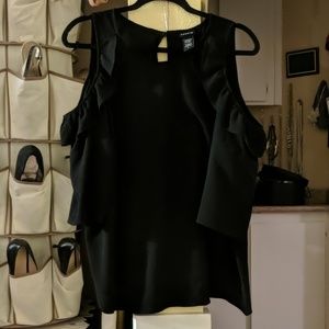 NWOT TORRID Black Cold shoulder long sleeve blouse